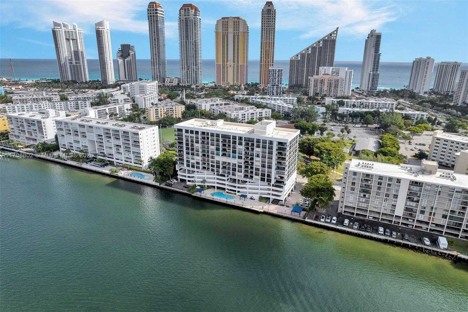 Small Image of 17720 NORTH BAY ROAD #802, Sunny Isles Beach Number 47
