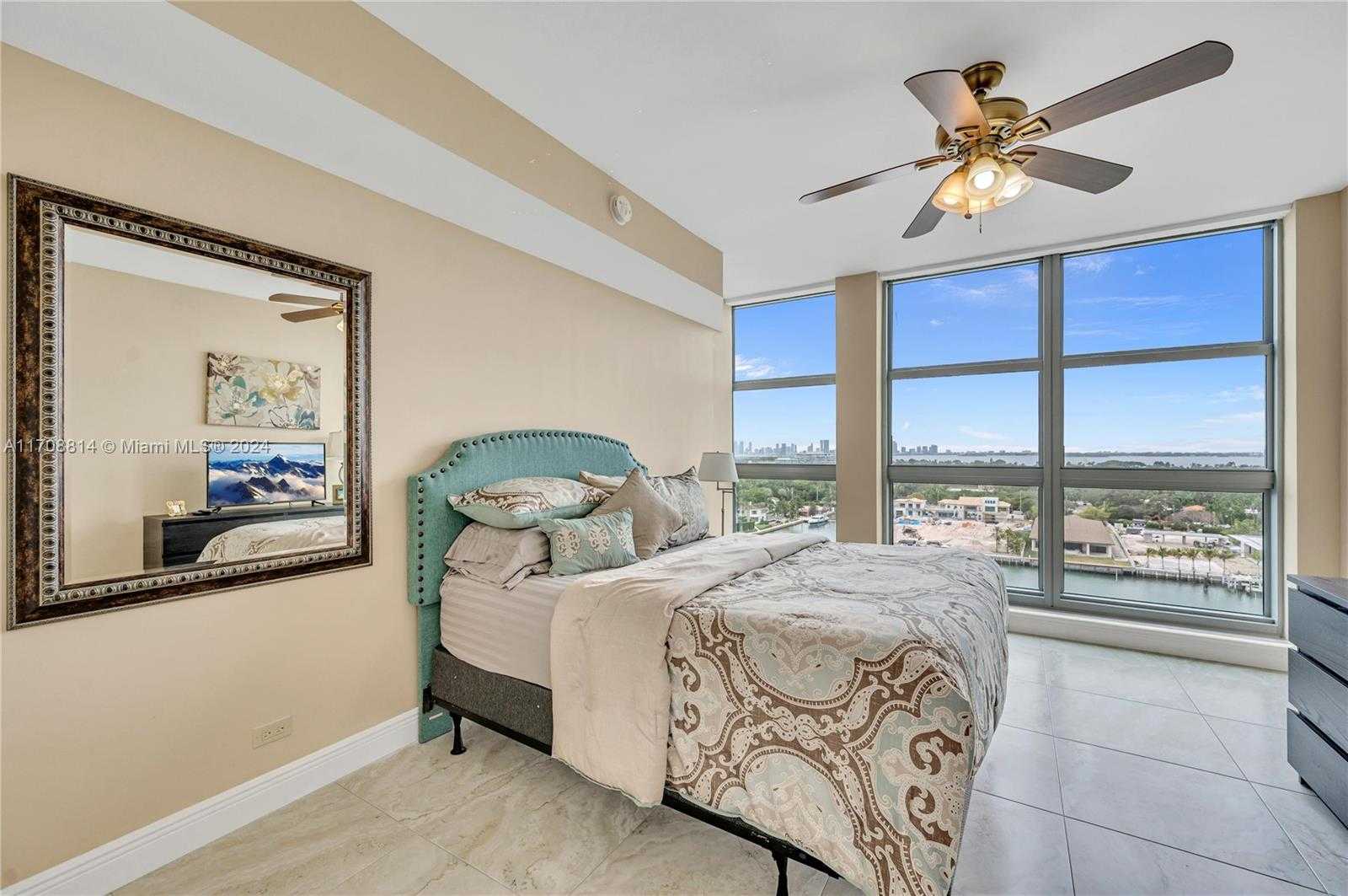 Small Image of 5055 COLLINS AVE #14M, Miami Beach Number 27