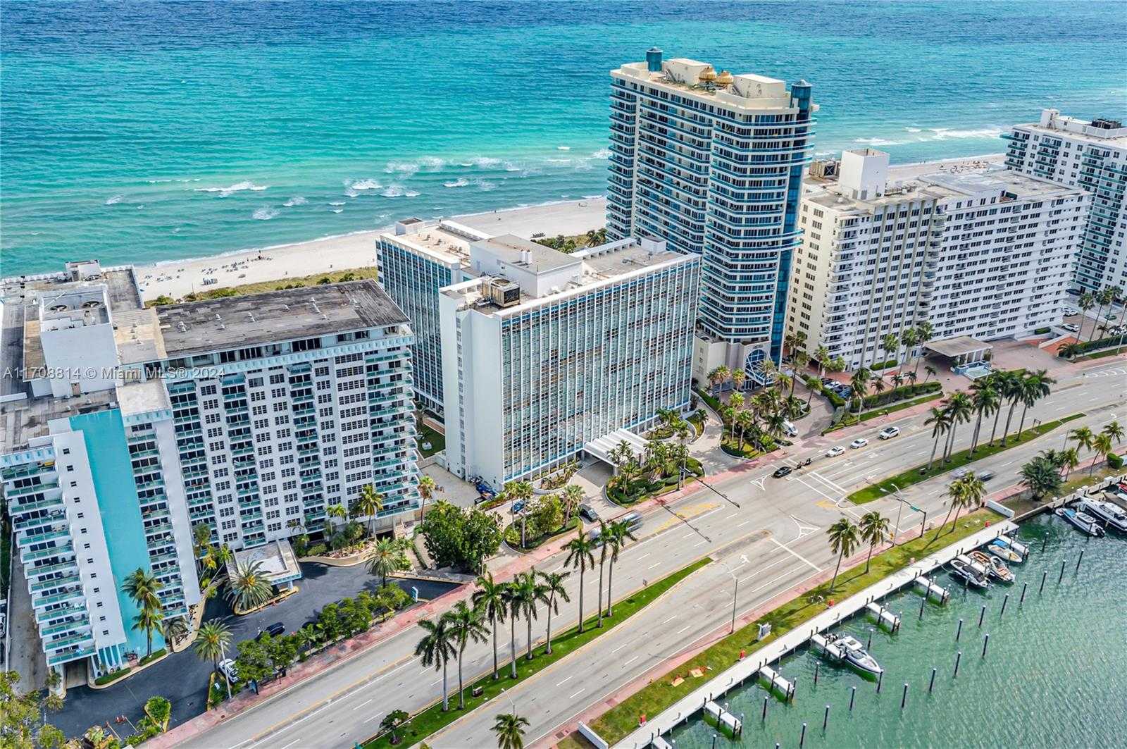 Small Image of 5055 COLLINS AVE #14M, Miami Beach Number 3