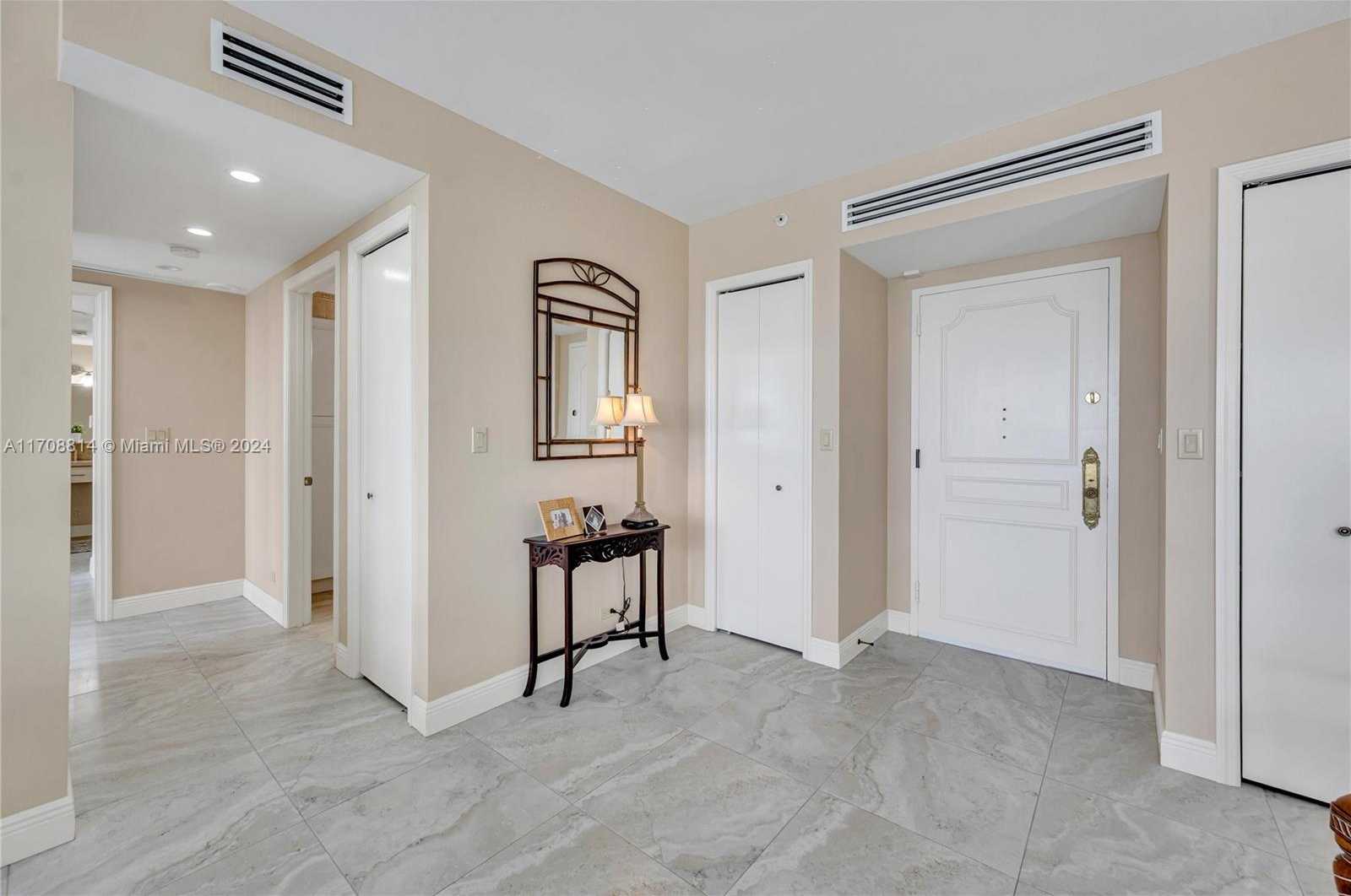 Small Image of 5055 COLLINS AVE #14M, Miami Beach Number 35