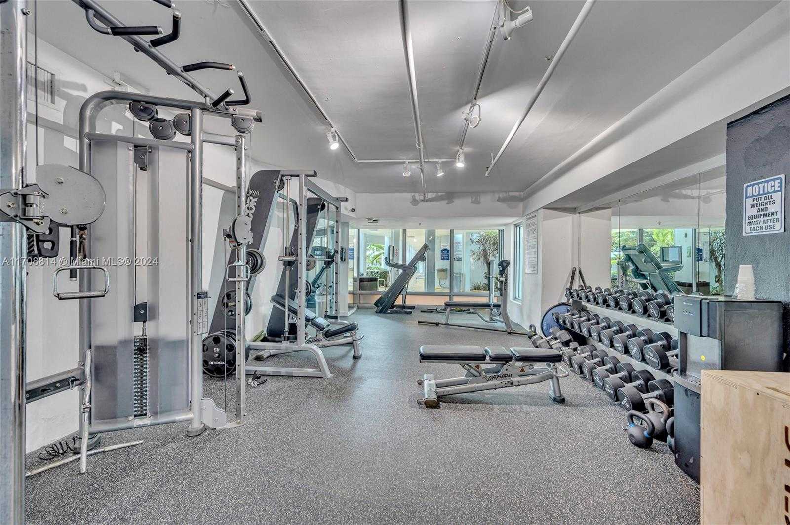 Small Image of 5055 COLLINS AVE #14M, Miami Beach Number 42