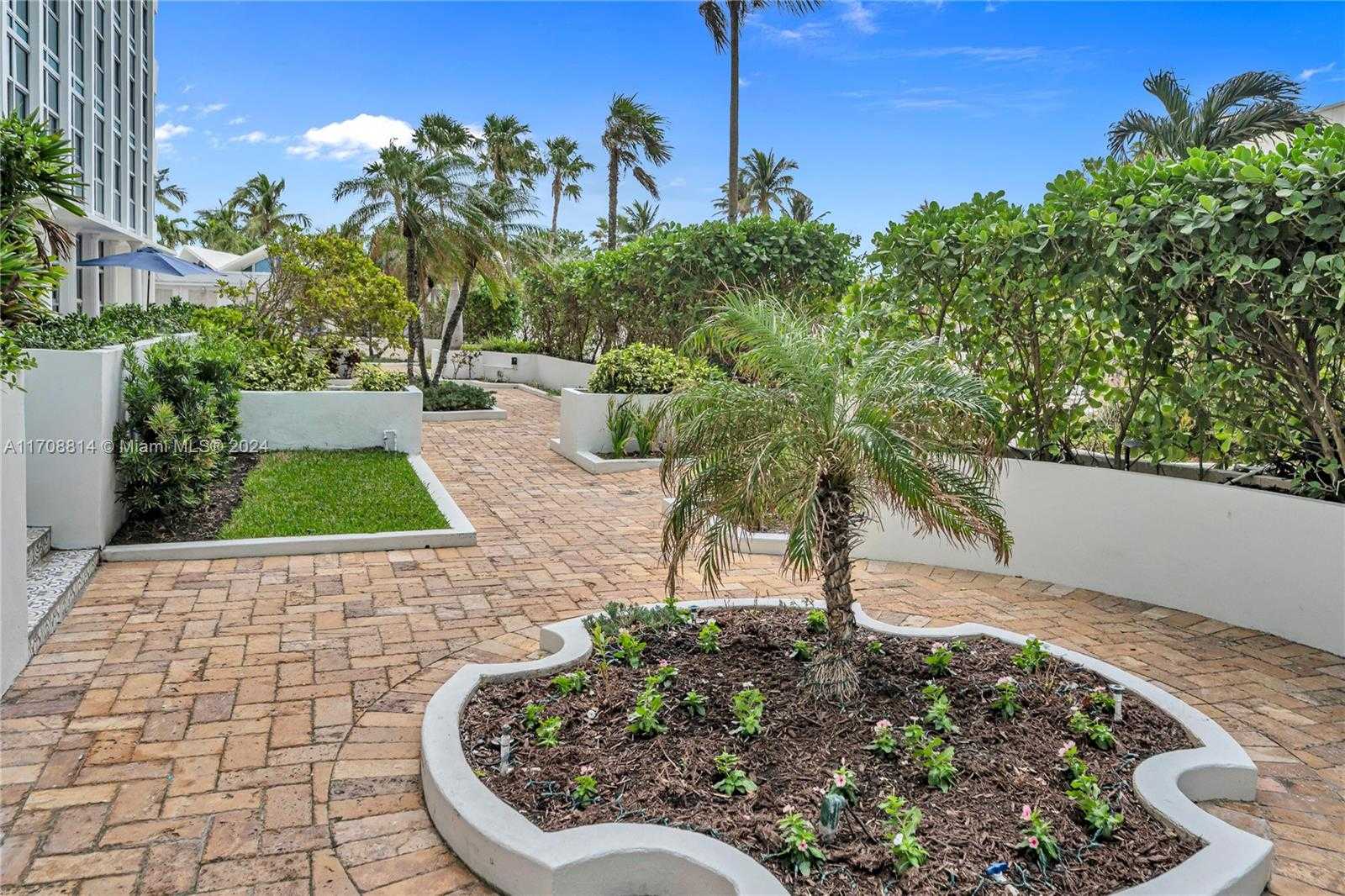 Small Image of 5055 COLLINS AVE #14M, Miami Beach Number 46