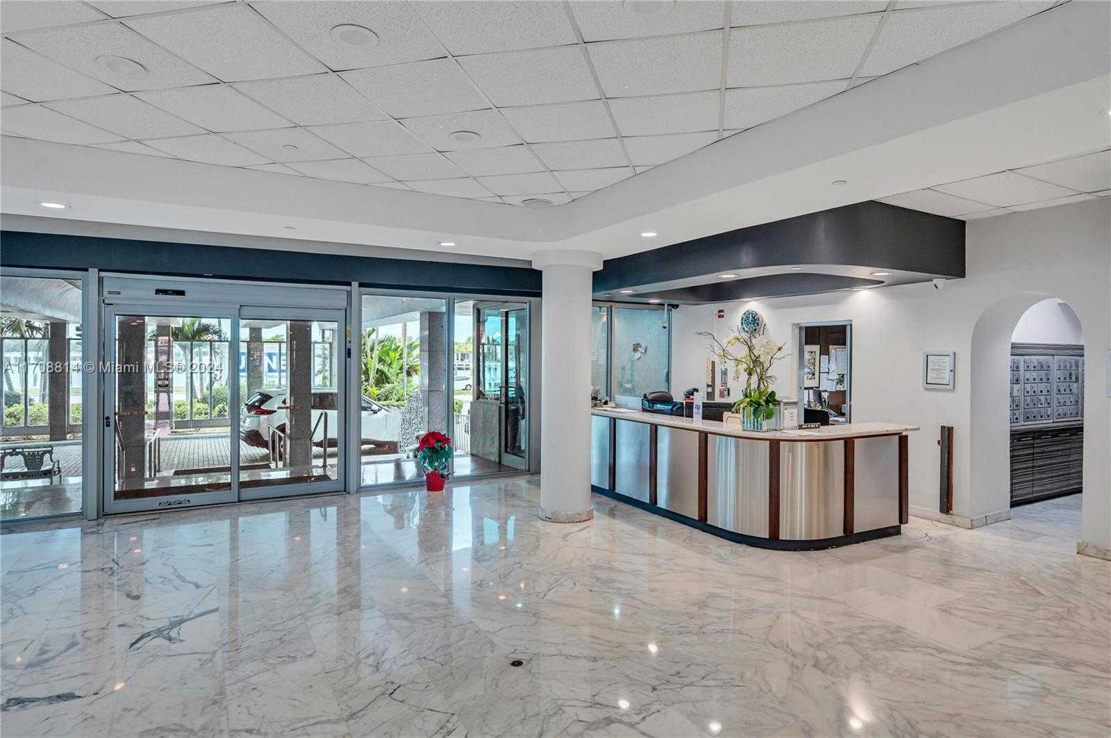 Small Image of 5055 COLLINS AVE #14M, Miami Beach Number 48