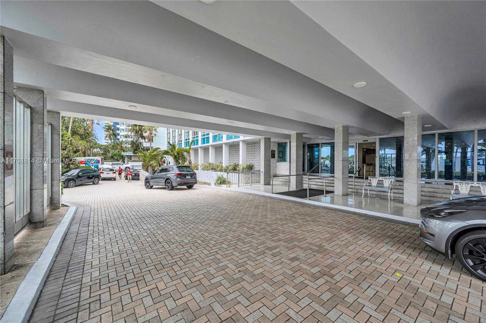 Small Image of 5055 COLLINS AVE #14M, Miami Beach Number 51