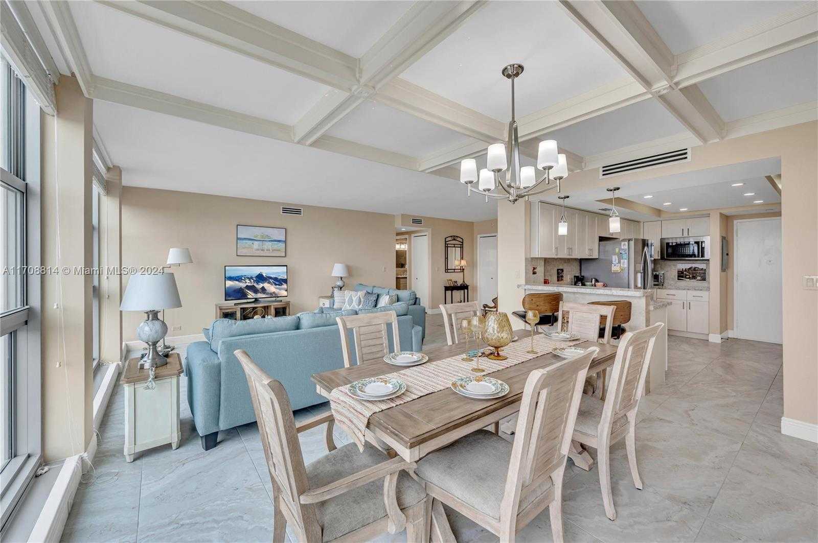 Small Image of 5055 COLLINS AVE #14M, Miami Beach Number 8