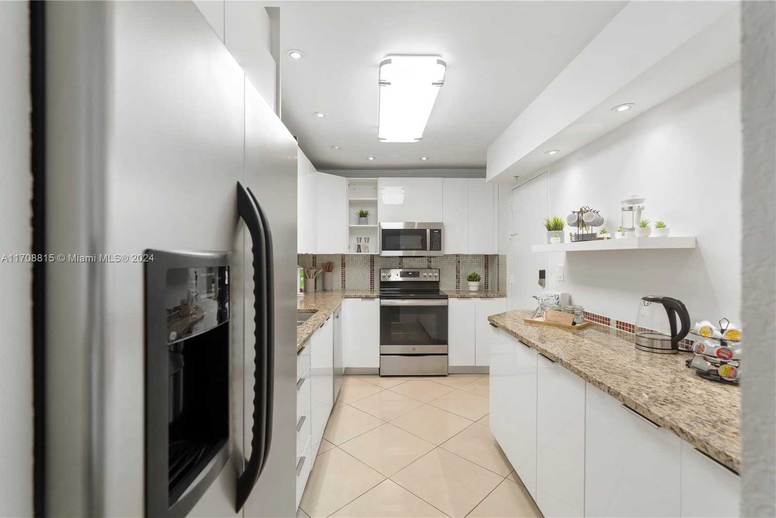 Small Image of 3901 SOUTH OCEAN DR #15N, Hollywood Number 17