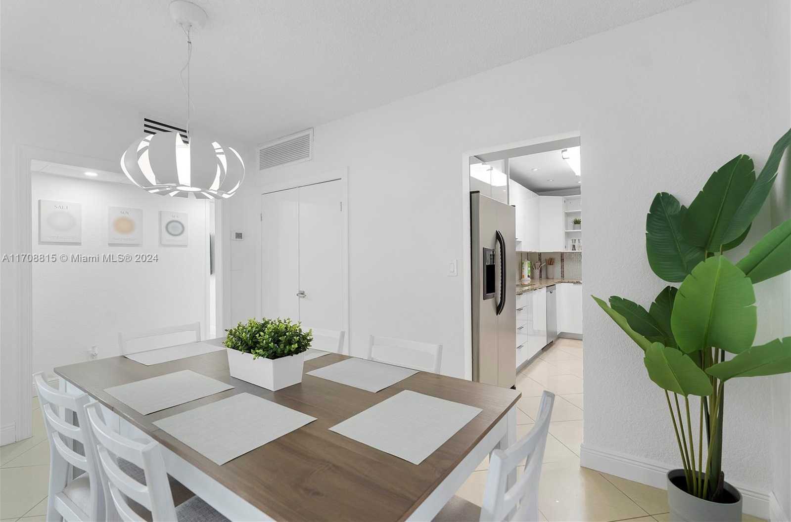 Small Image of 3901 SOUTH OCEAN DR #15N, Hollywood Number 21