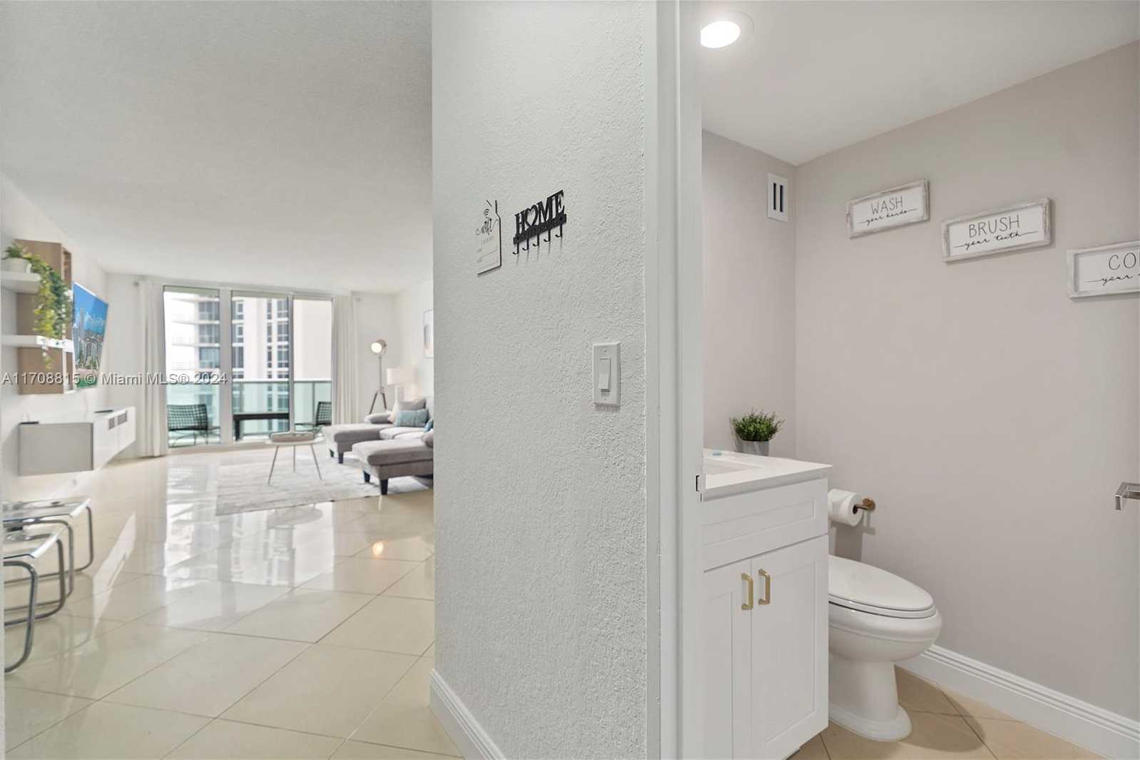 Small Image of 3901 SOUTH OCEAN DR #15N, Hollywood Number 31