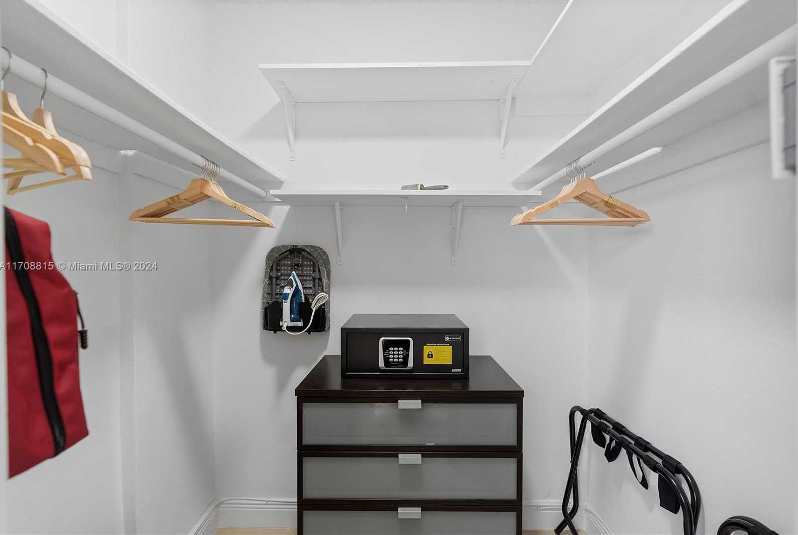 Small Image of 3901 SOUTH OCEAN DR #15N, Hollywood Number 44