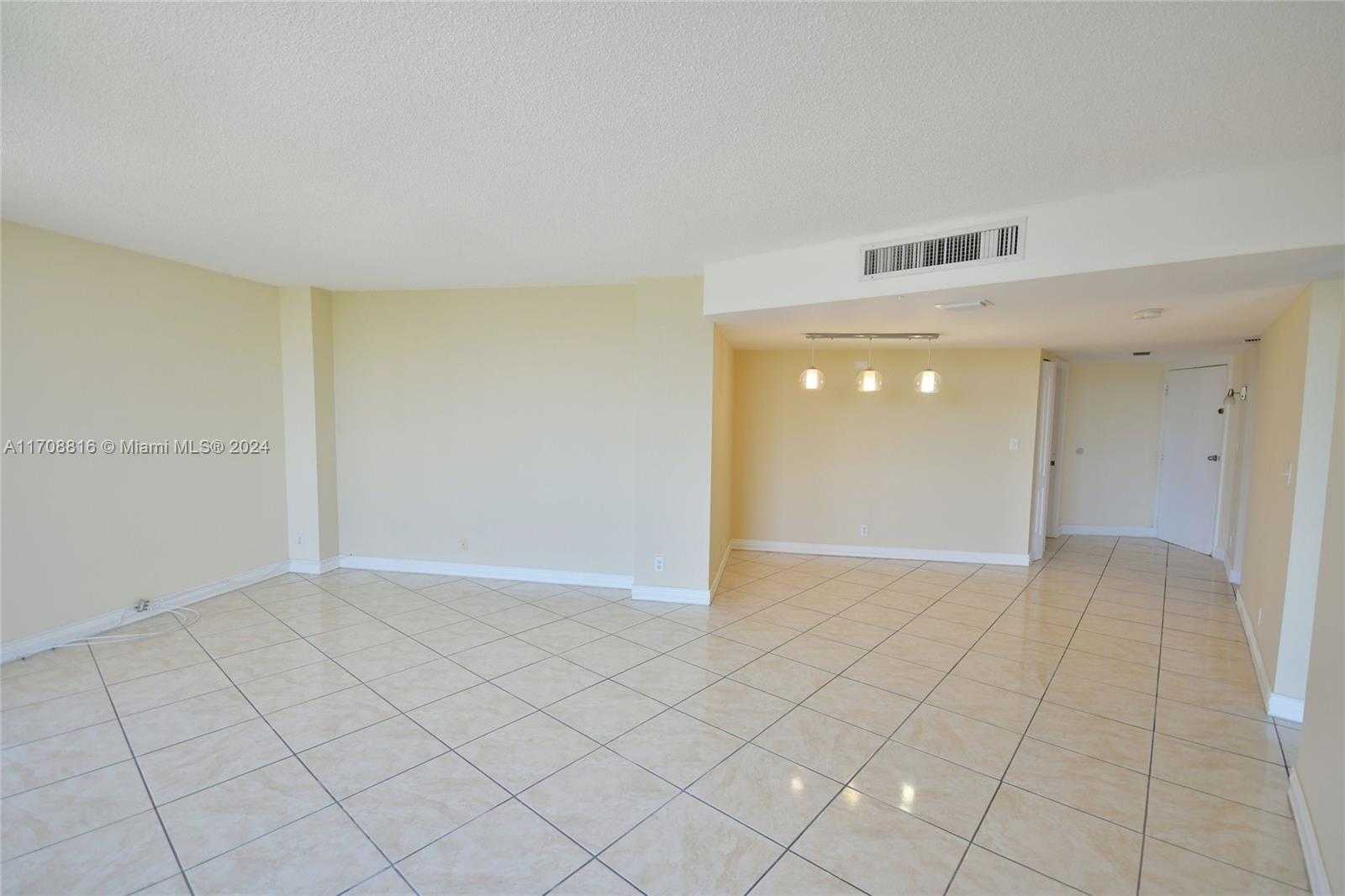 Small Image of 3475 NORTH COUNTRY CLUB DR #615, Aventura Number 10