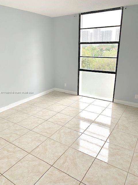 Small Image of 3475 NORTH COUNTRY CLUB DR #615, Aventura Number 28