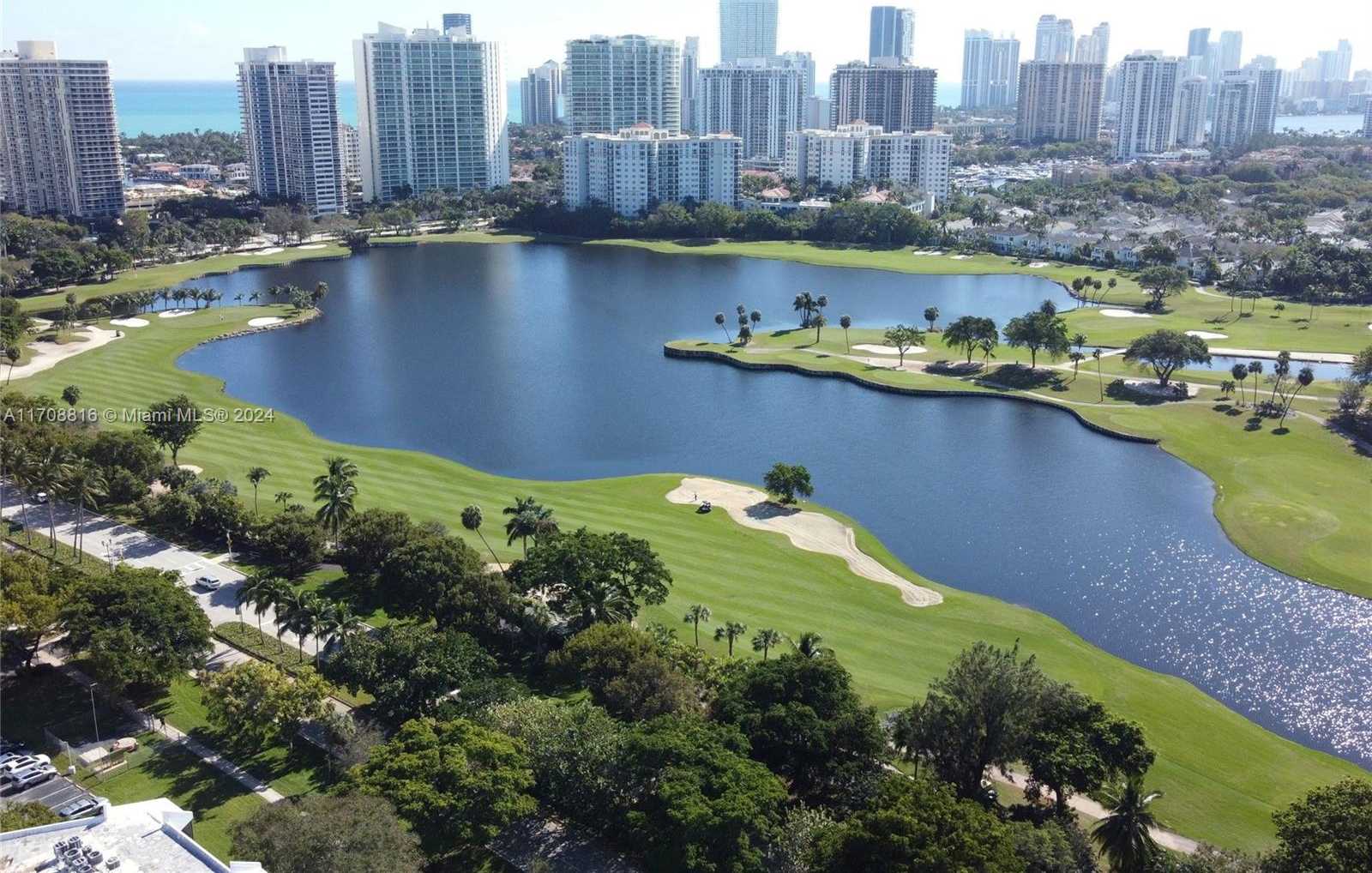 Small Image of 3475 NORTH COUNTRY CLUB DR #615, Aventura Number 4