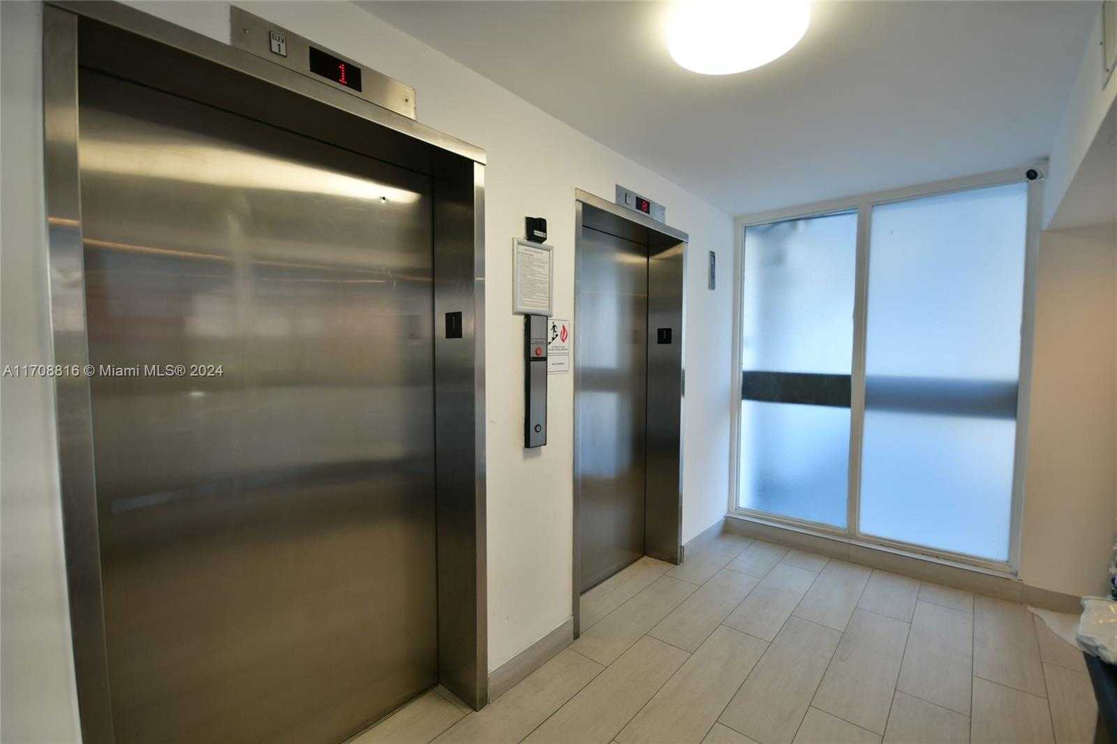 Small Image of 3475 NORTH COUNTRY CLUB DR #615, Aventura Number 7