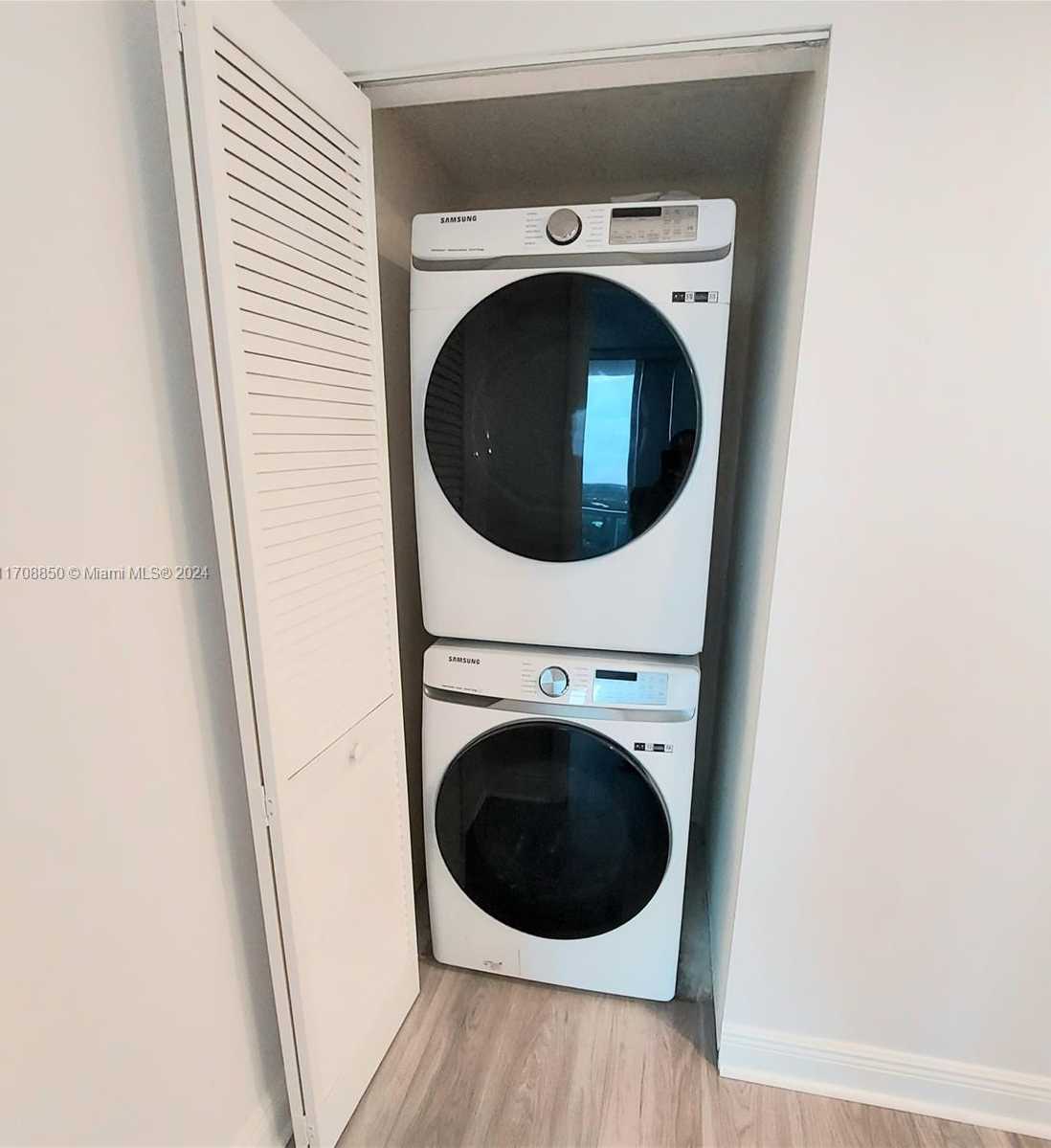 Imagen de Pequeño Objeto