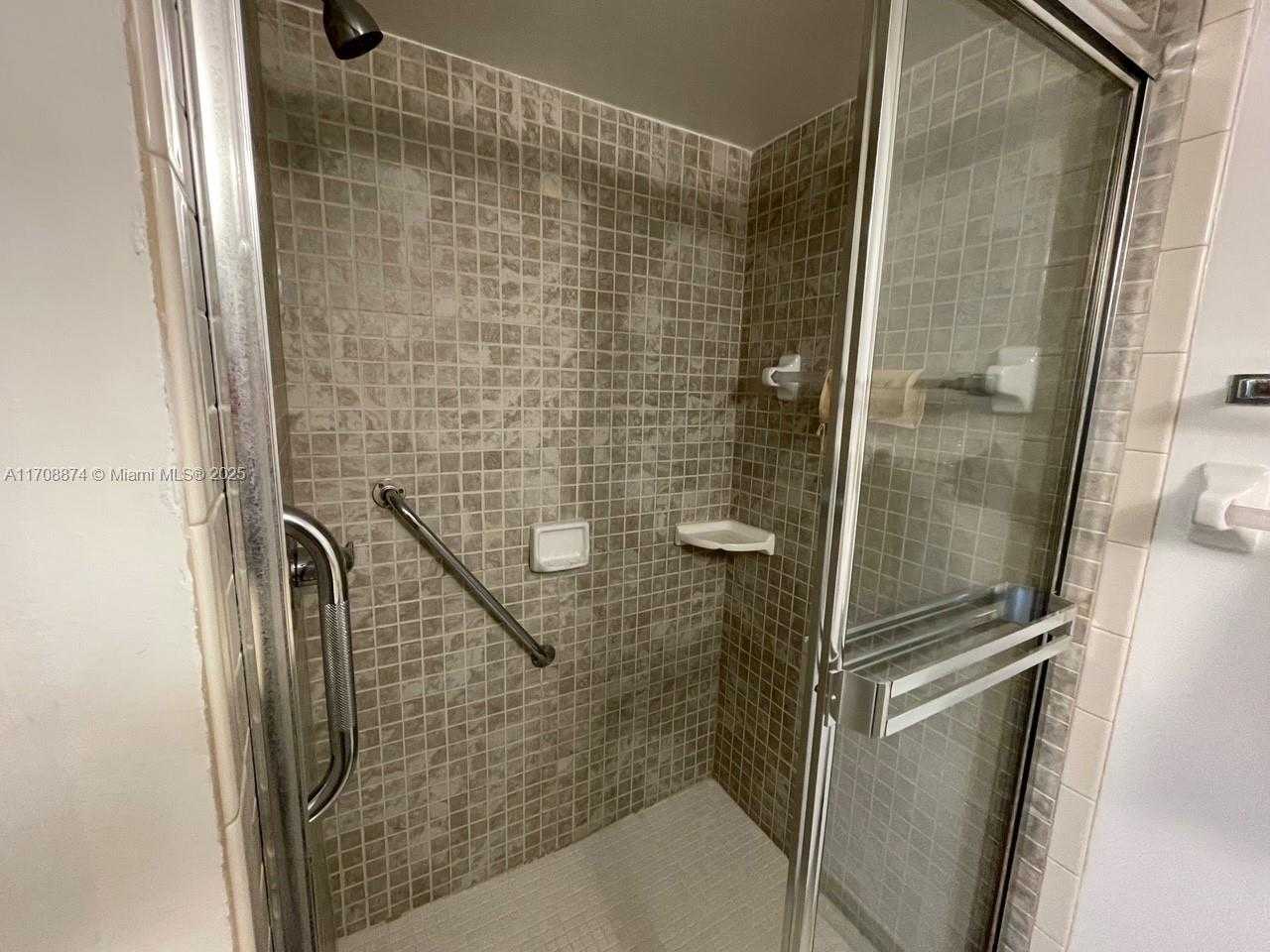 Small Image of 6800 CYPRESS RD #511, Plantation Number 30