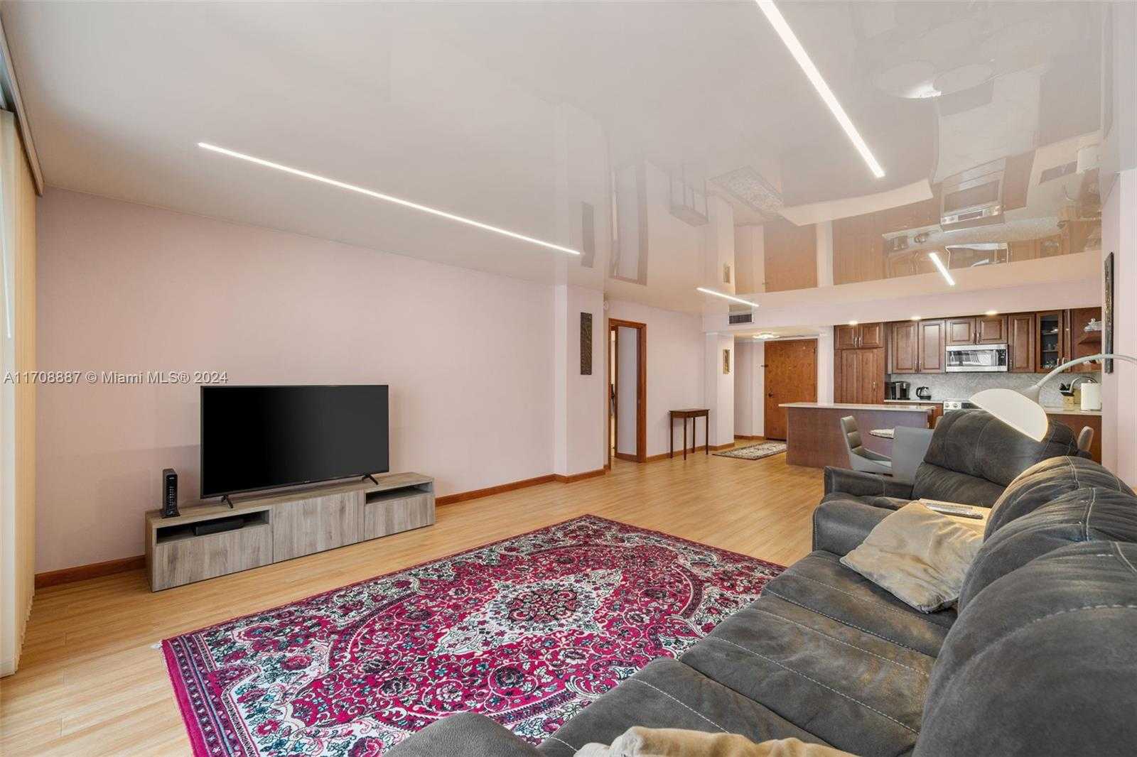 Small Image of 1865 SOUTH OCEAN DR #16B, Hallandale Beach Number 11