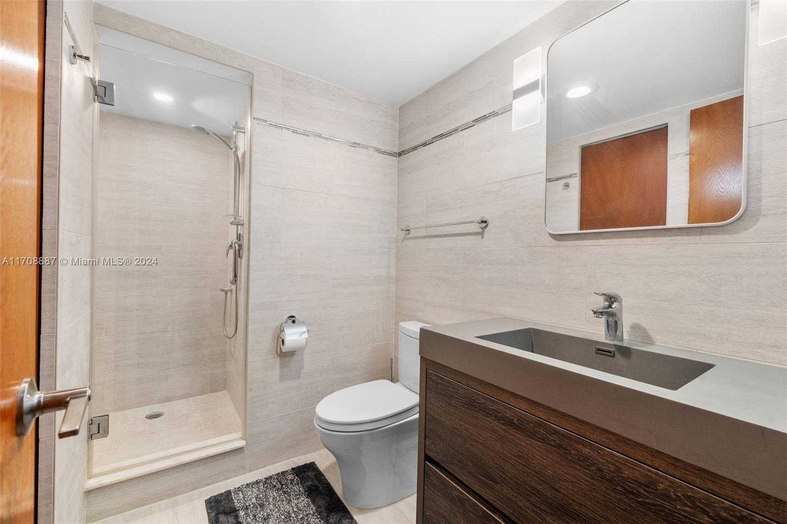 Small Image of 1865 SOUTH OCEAN DR #16B, Hallandale Beach Number 17