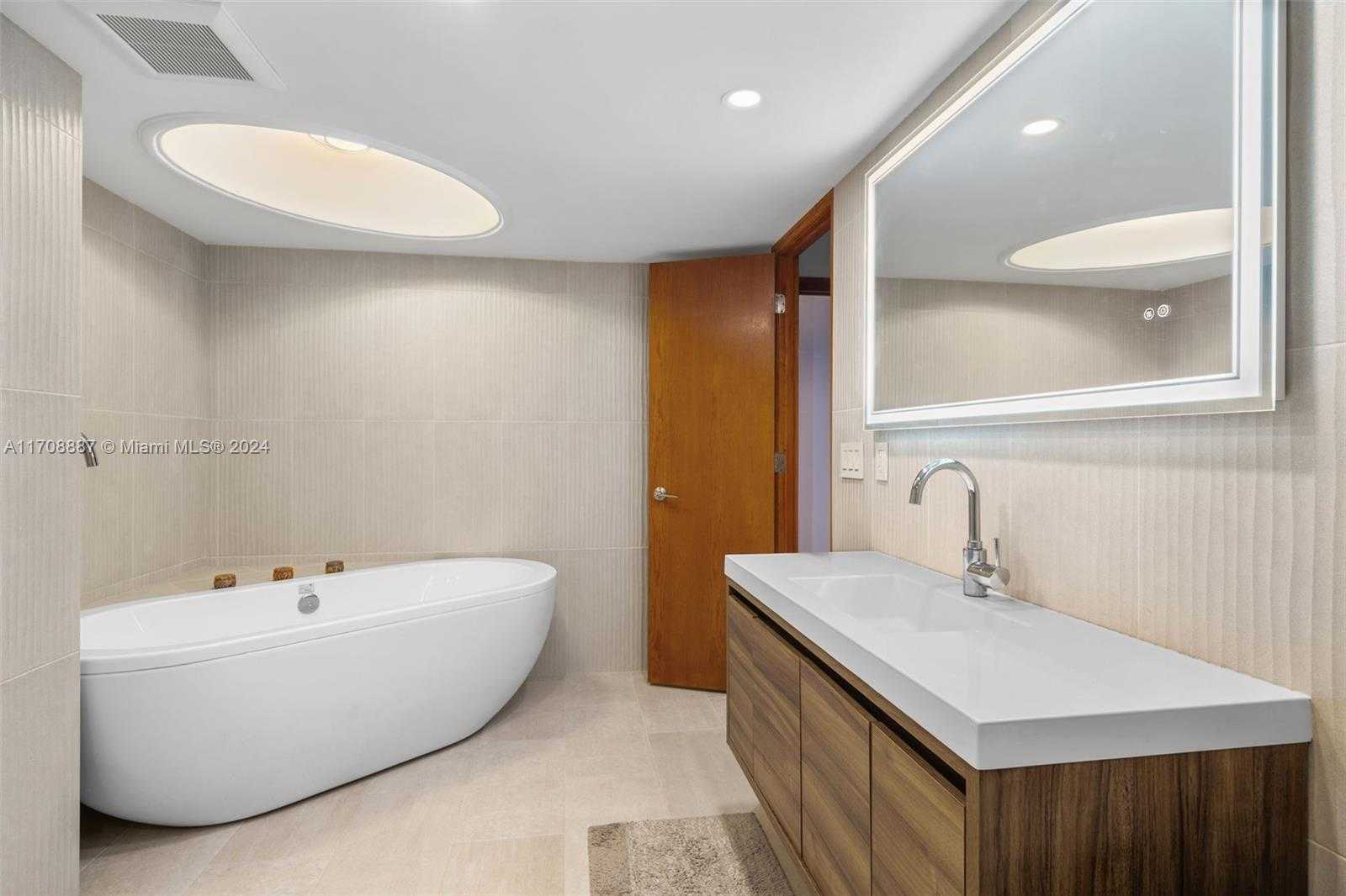 Small Image of 1865 SOUTH OCEAN DR #16B, Hallandale Beach Number 23