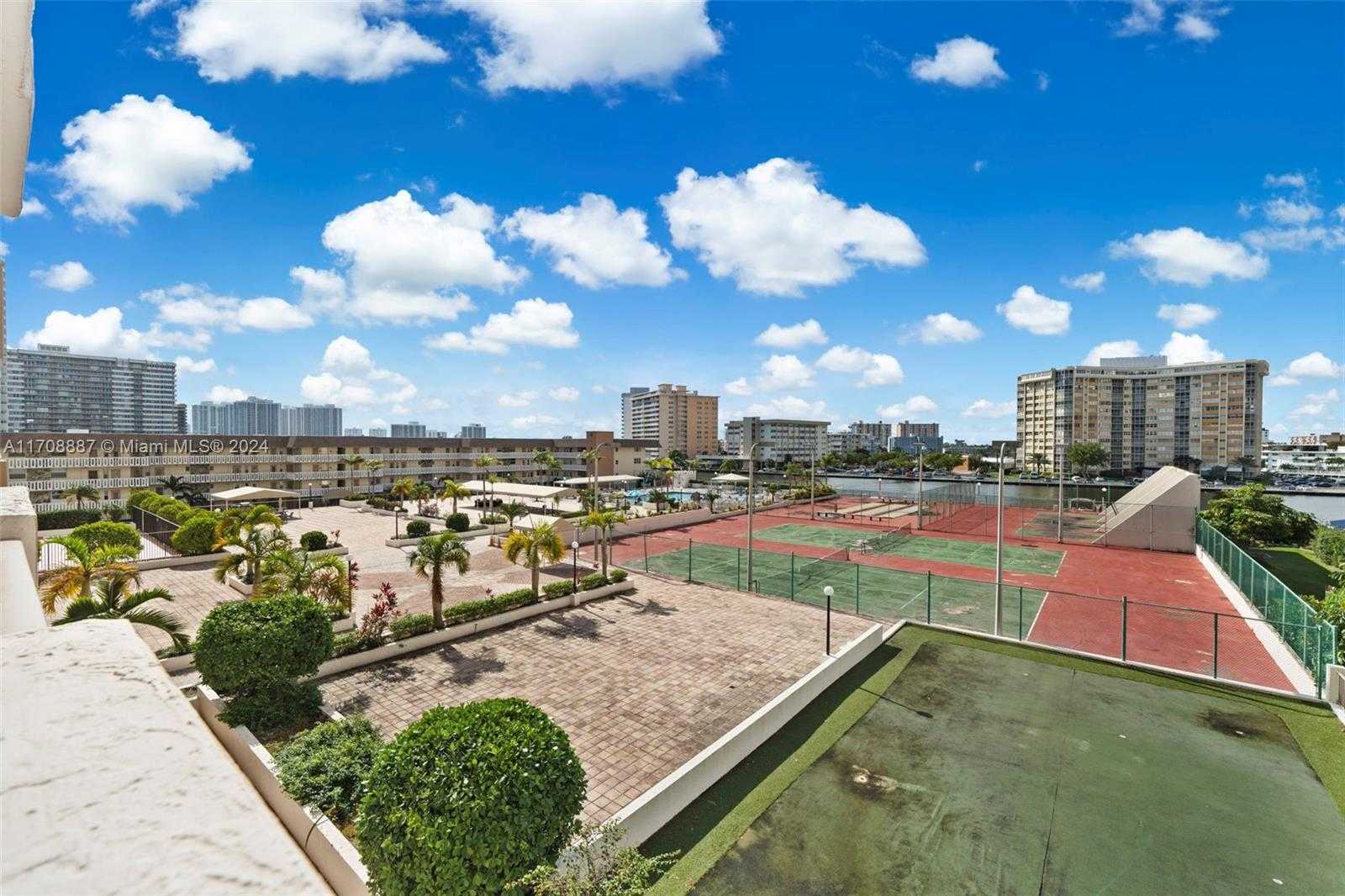 Small Image of 1865 SOUTH OCEAN DR #16B, Hallandale Beach Number 27
