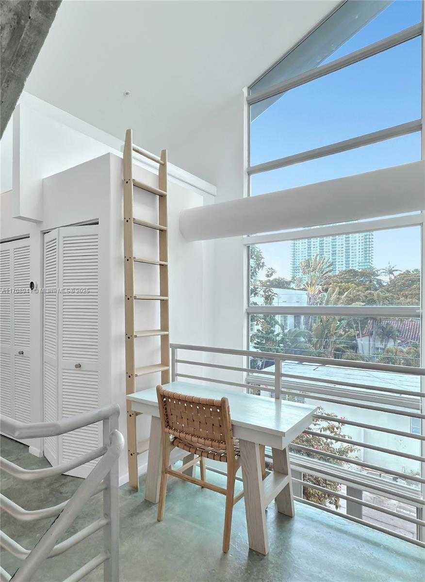 Small Image of 734 MICHIGAN AVE #7 and 6, Miami Beach Number 17