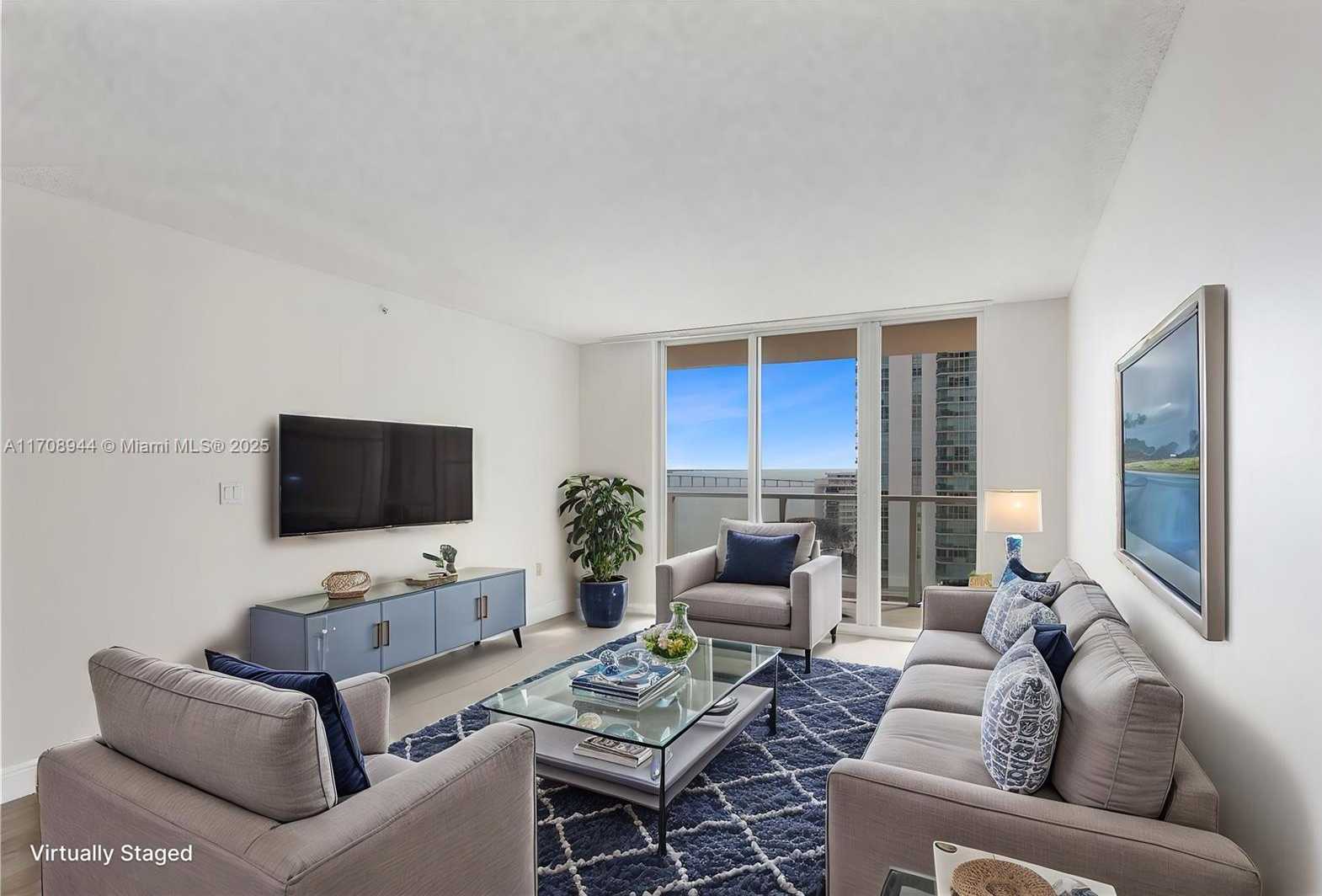 Small Image of 1155 BRICKELL BAY DR #1705, Miami Number 2