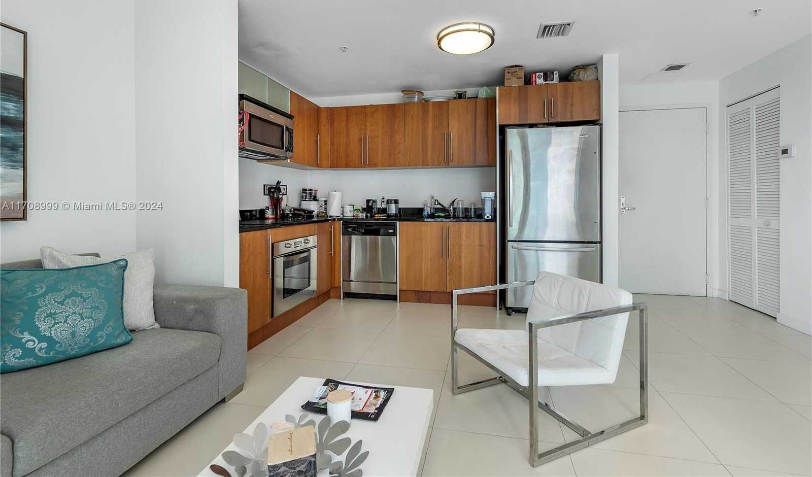 Small Image of 300 SOUTH BISCAYNE BLVD #T-2309, Miami Number 2
