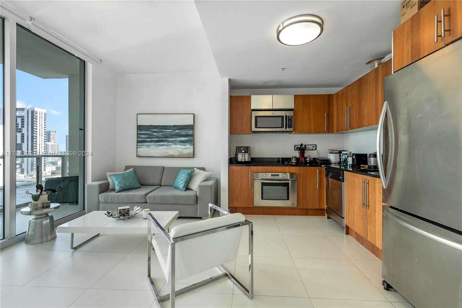 Small Image of 300 SOUTH BISCAYNE BLVD #T-2309, Miami Number 3