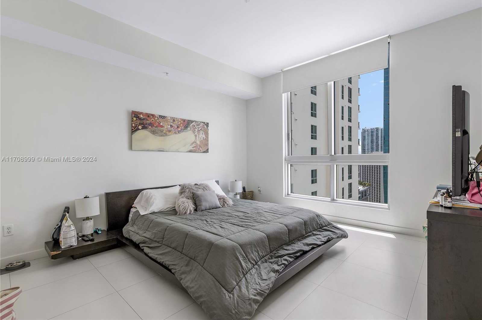 Small Image of 300 SOUTH BISCAYNE BLVD #T-2309, Miami Number 8
