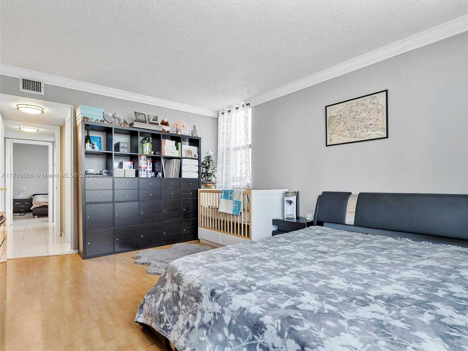 Small Image of 2401 SOUTH OCEAN DR #605, Hollywood Number 14