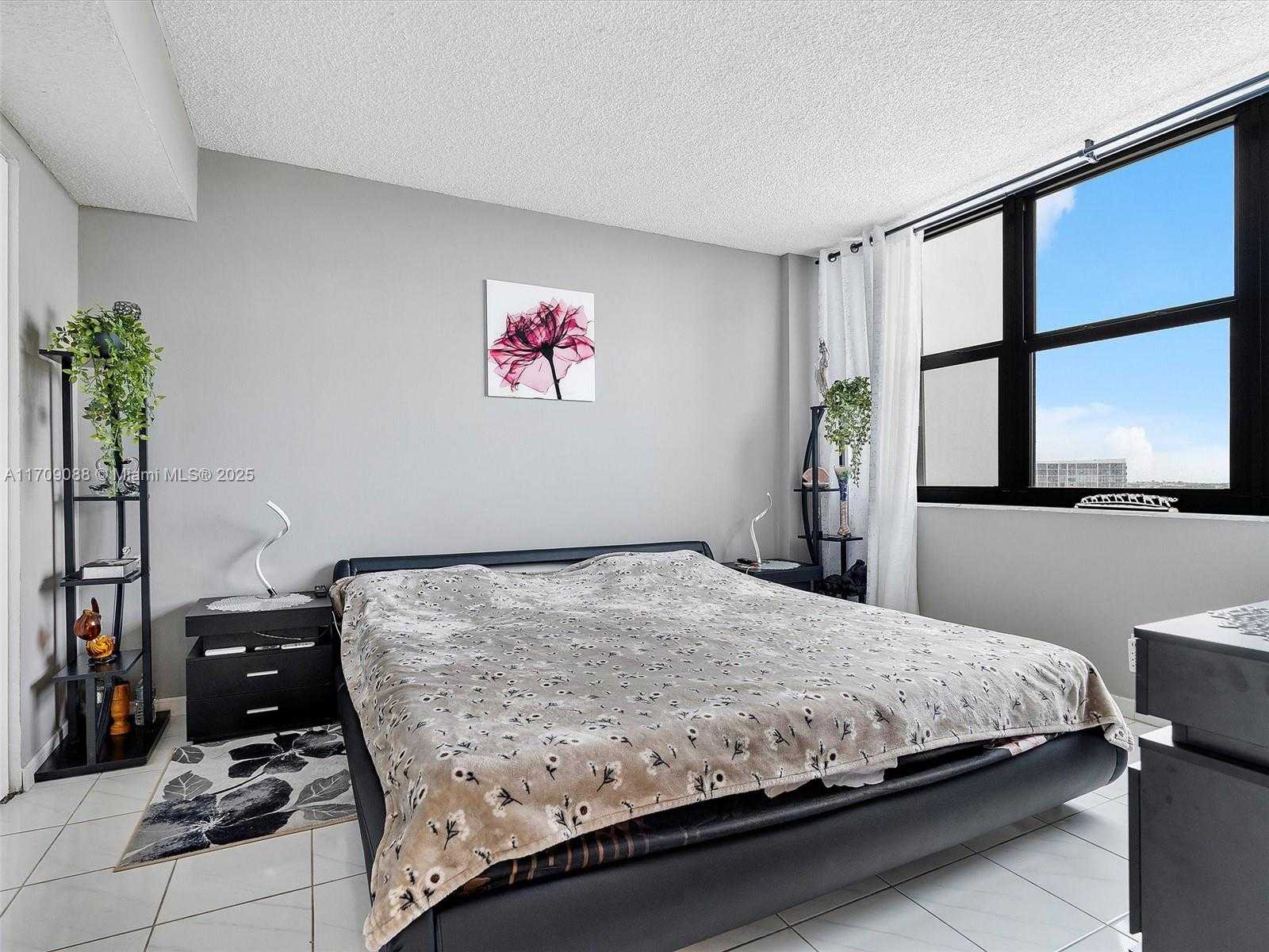 Small Image of 2401 SOUTH OCEAN DR #605, Hollywood Number 17