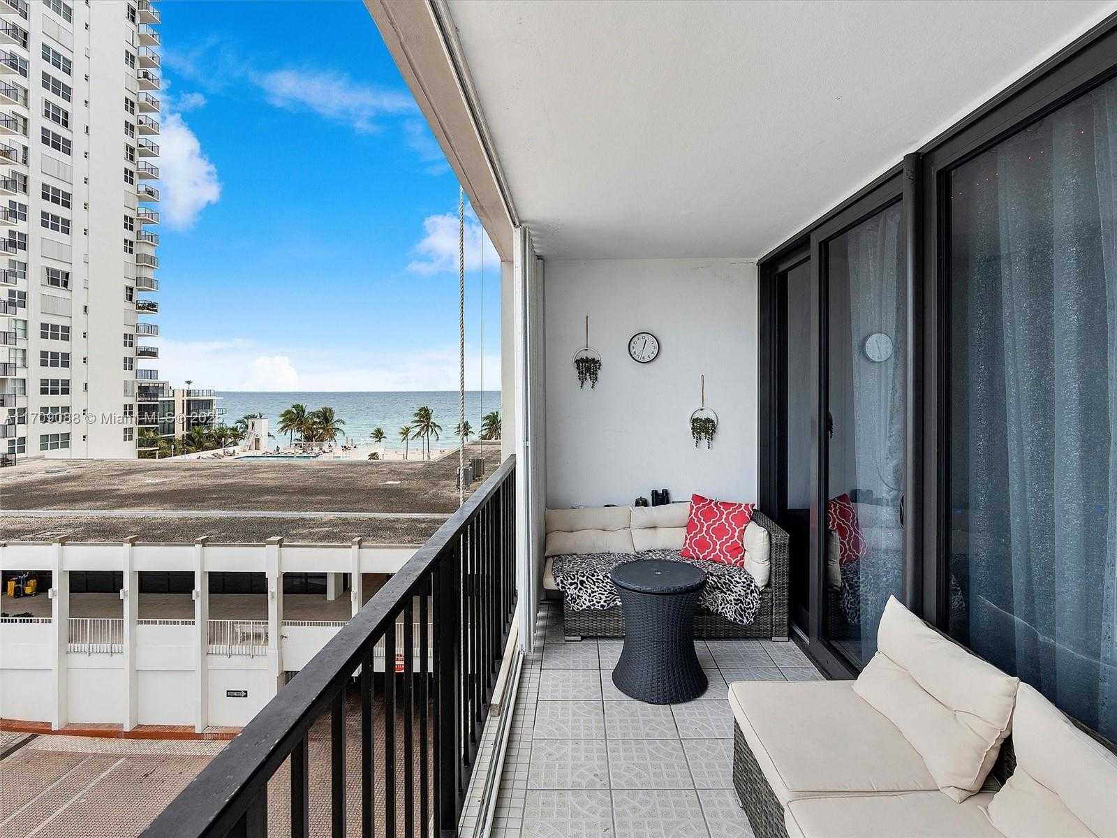 Small Image of 2401 SOUTH OCEAN DR #605, Hollywood Number 20