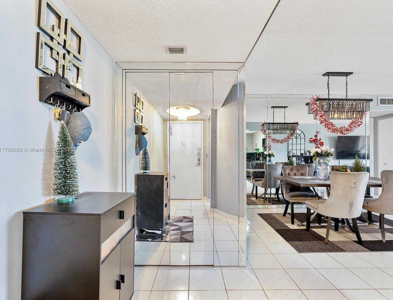 Small Image of 2401 SOUTH OCEAN DR #605, Hollywood Number 3