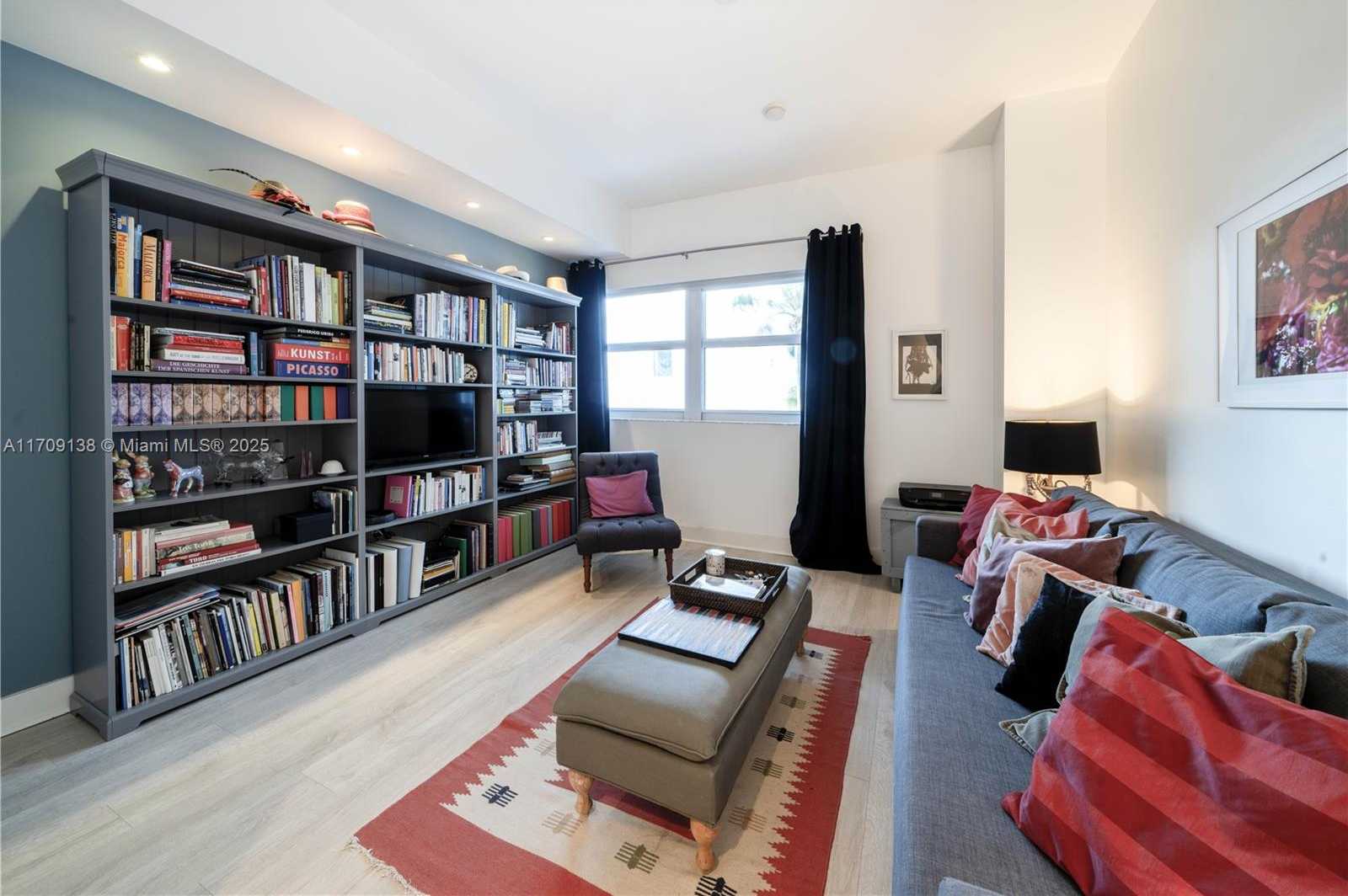 Small Image of 6103 AQUA AVE #301, Miami Beach Number 36