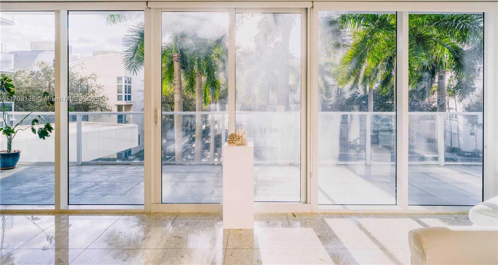 Small Image of 6103 AQUA AVE #301, Miami Beach Number 45