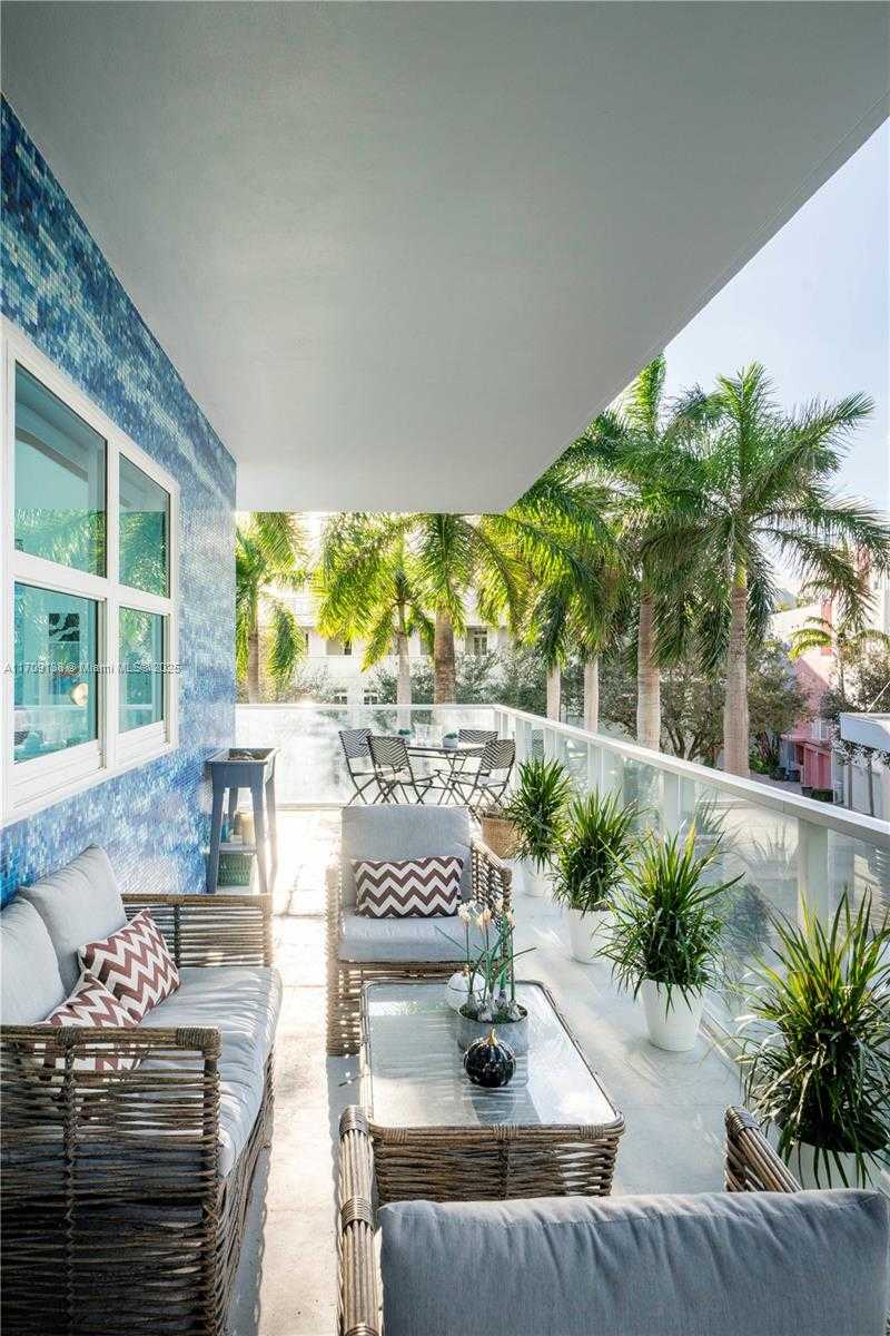 Small Image of 6103 AQUA AVE #301, Miami Beach Number 48