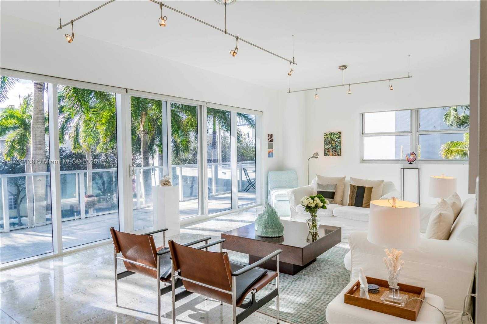 Small Image of 6103 AQUA AVE #301, Miami Beach Number 5