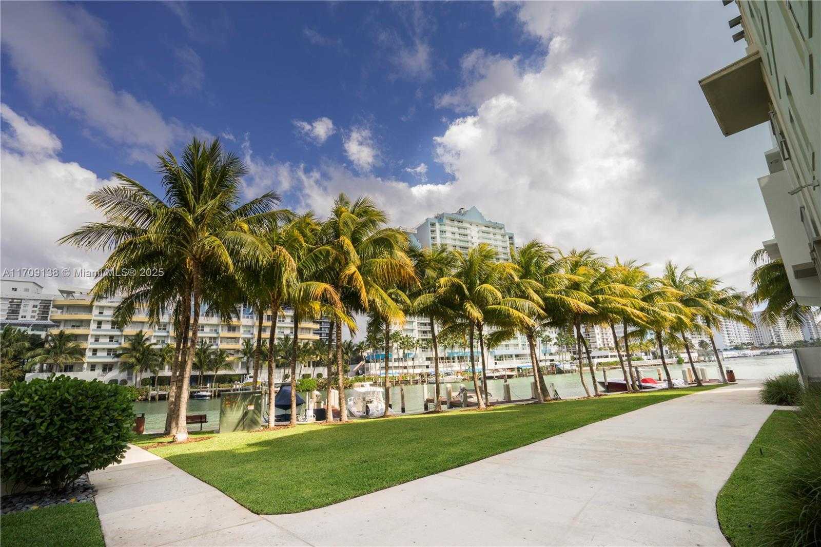 Small Image of 6103 AQUA AVE #301, Miami Beach Number 61