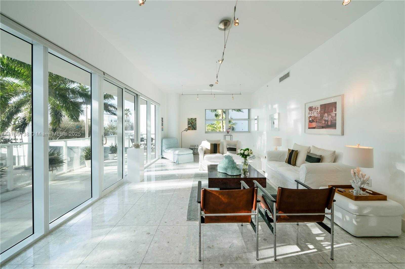 Small Image of 6103 AQUA AVE #301, Miami Beach Number 9