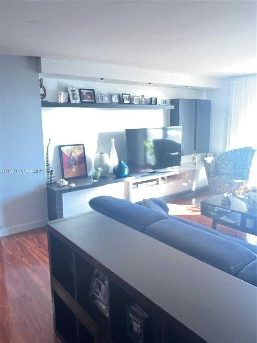 Small Image of 1500 SOUTH OCEAN DR #5G, Hollywood Number 12