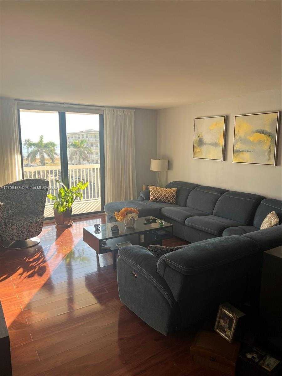 Small Image of 1500 SOUTH OCEAN DR #5G, Hollywood Number 14