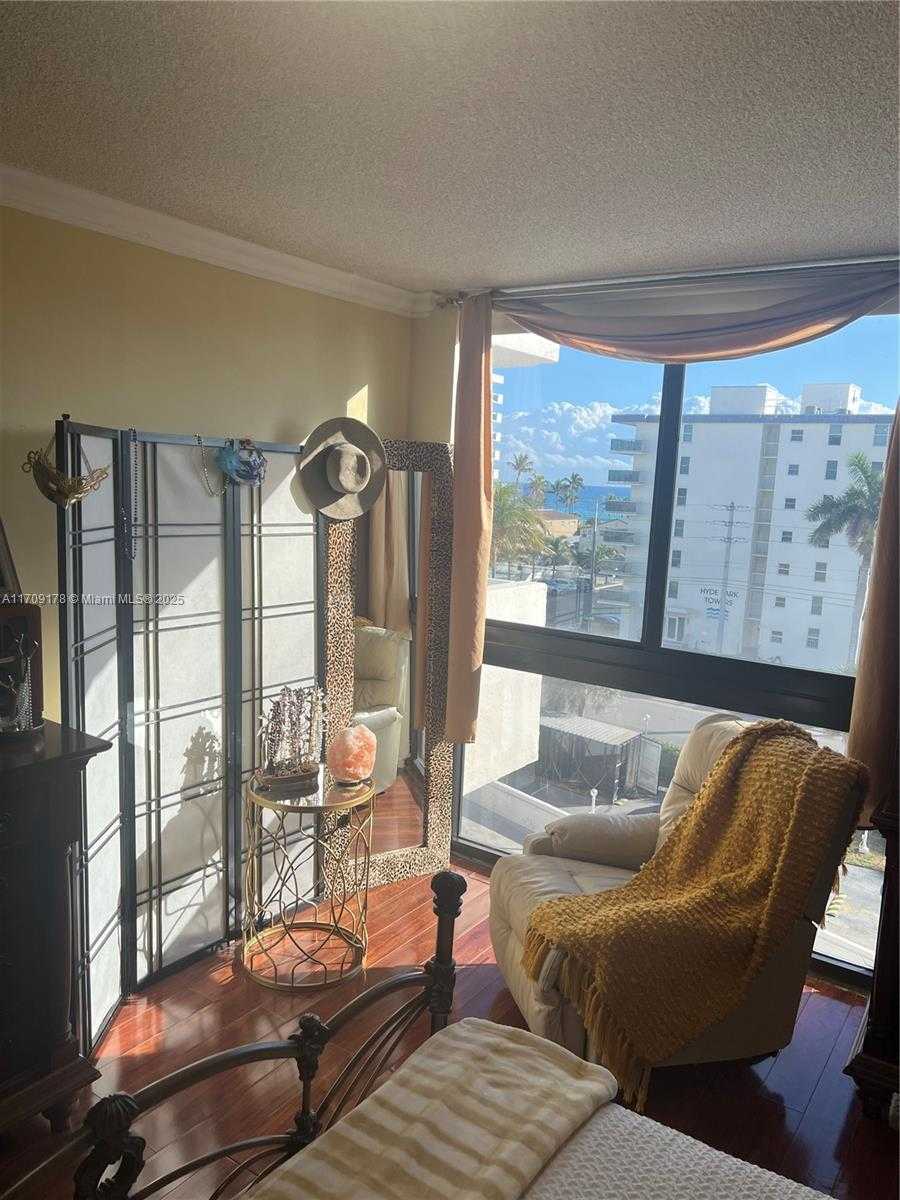 Small Image of 1500 SOUTH OCEAN DR #5G, Hollywood Number 16