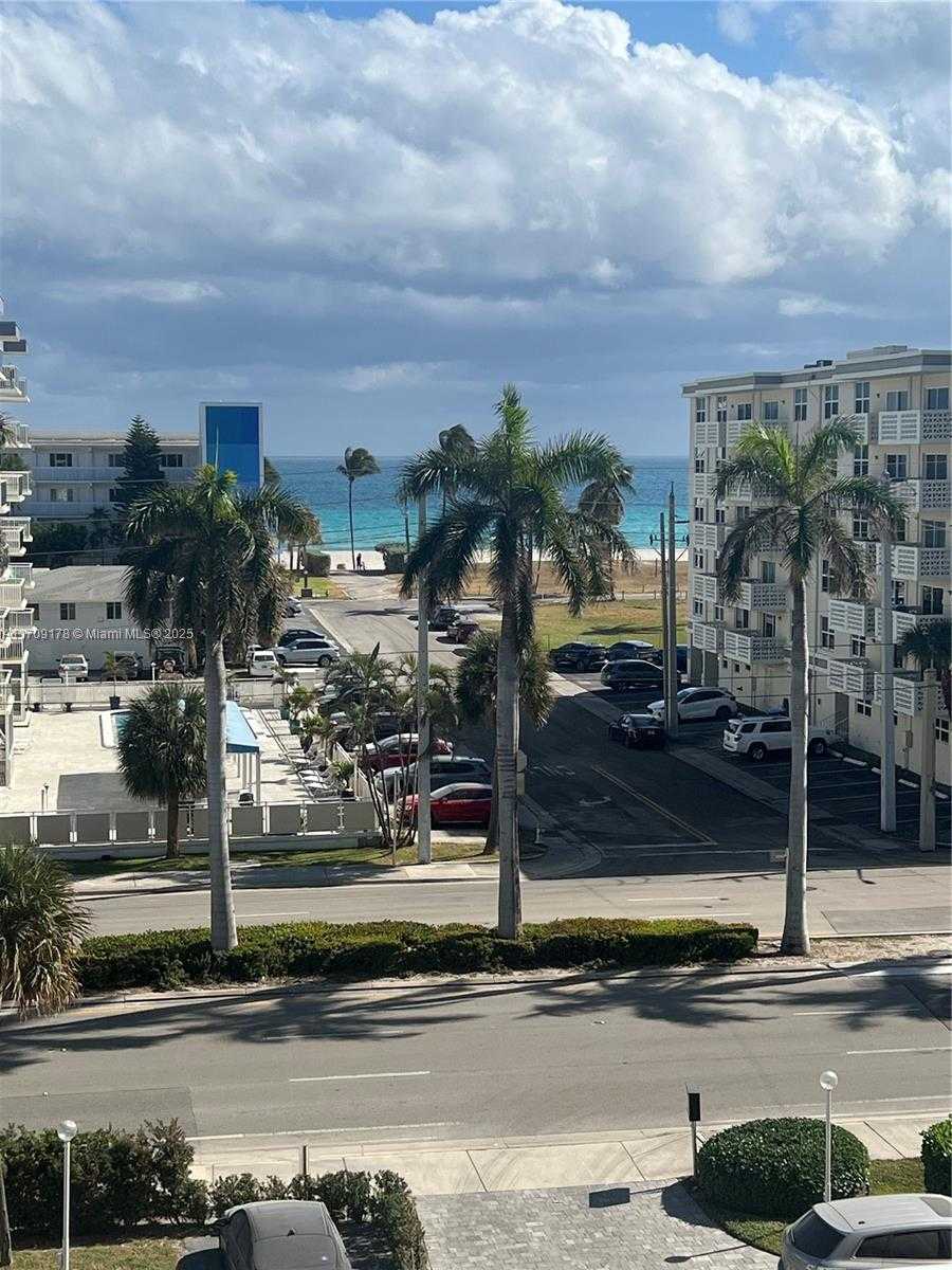 Small Image of 1500 SOUTH OCEAN DR #5G, Hollywood Number 47