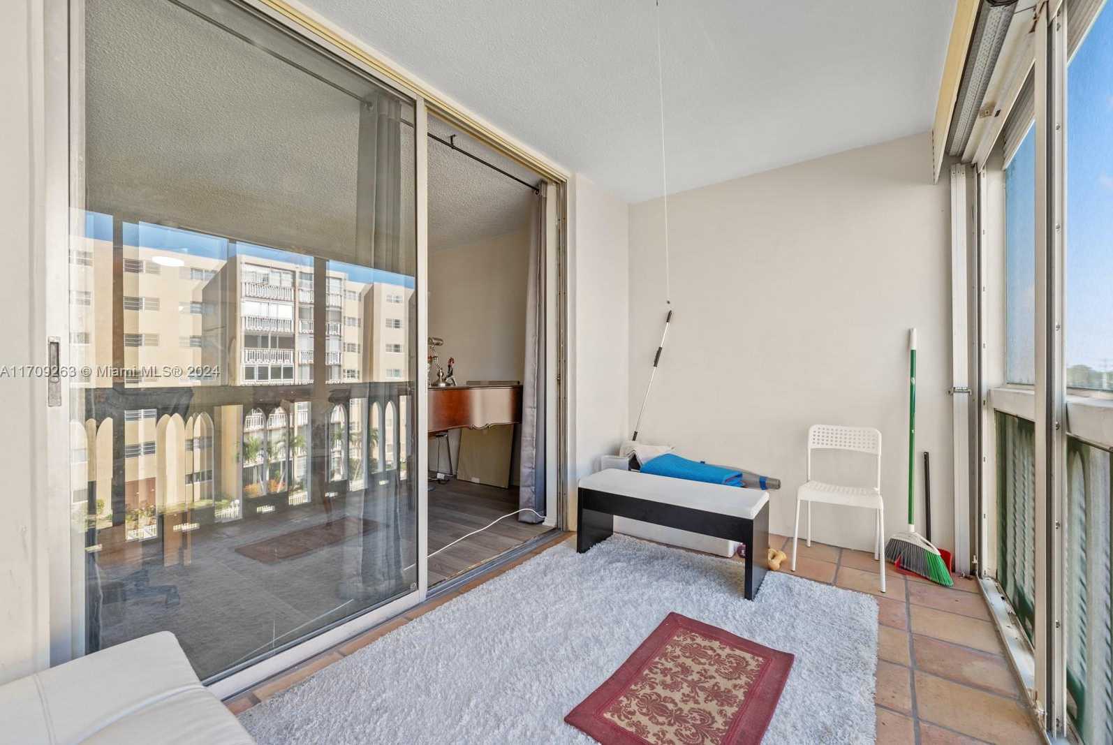 Small Image of 421 NORTH EAST 14TH AVE #405, Hallandale Beach Number 25
