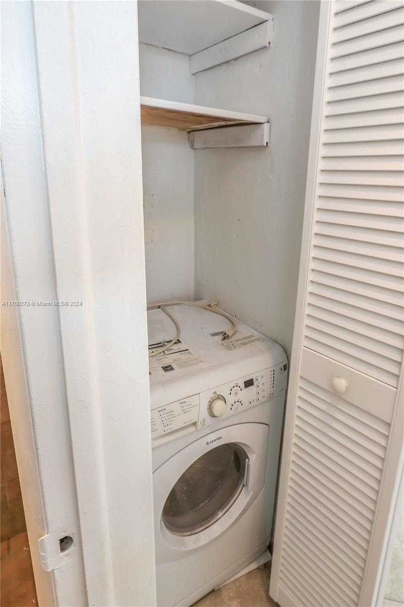 Small Image of 7410 SOUTH WEST 82ND ST #K405, Miami Number 19
