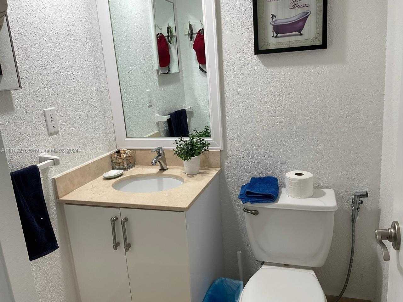 Small Image of 4001 SOUTH OCEAN DR #16G, Hollywood Number 6