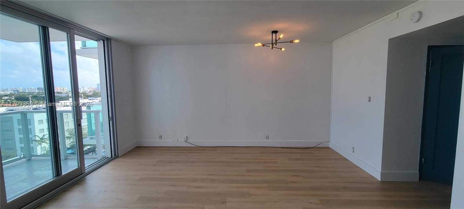 Small Image of 1000 WEST AVE #831, Miami Beach Number 4