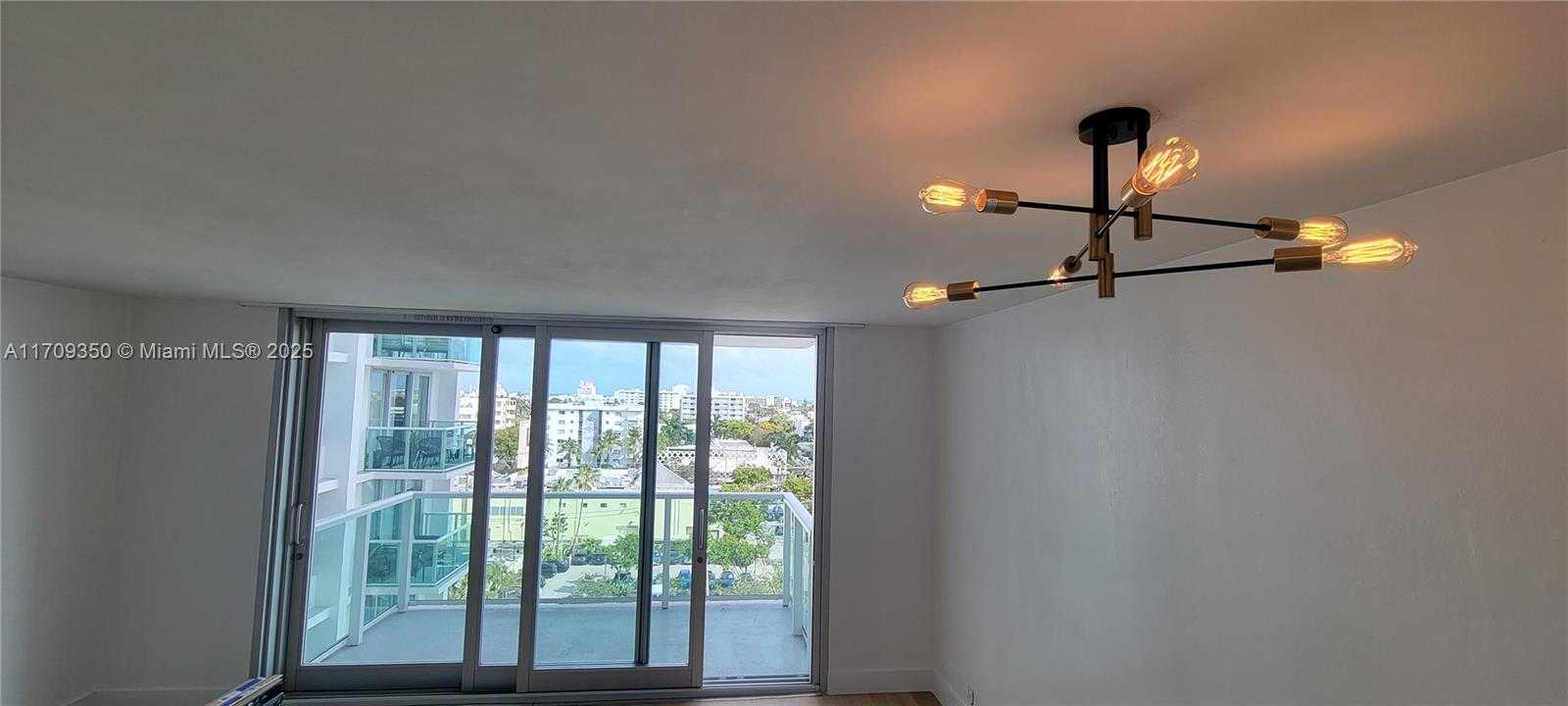Small Image of 1000 WEST AVE #831, Miami Beach Number 5