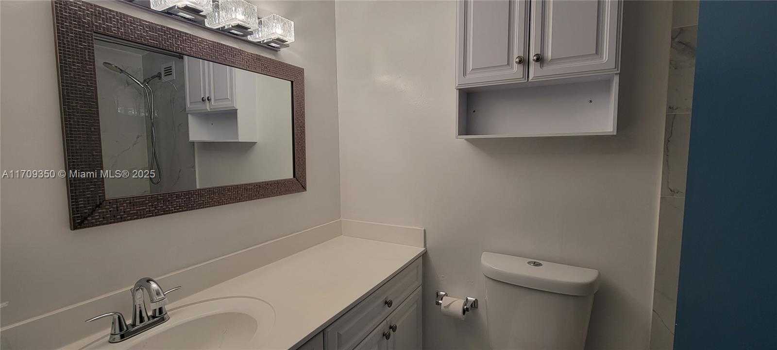 Small Image of 1000 WEST AVE #831, Miami Beach Number 8