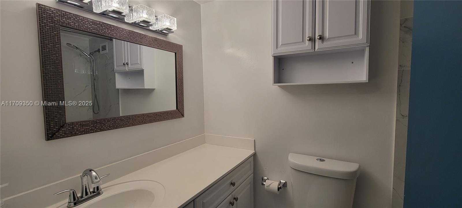 Small Image of 1000 WEST AVE #831, Miami Beach Number 9
