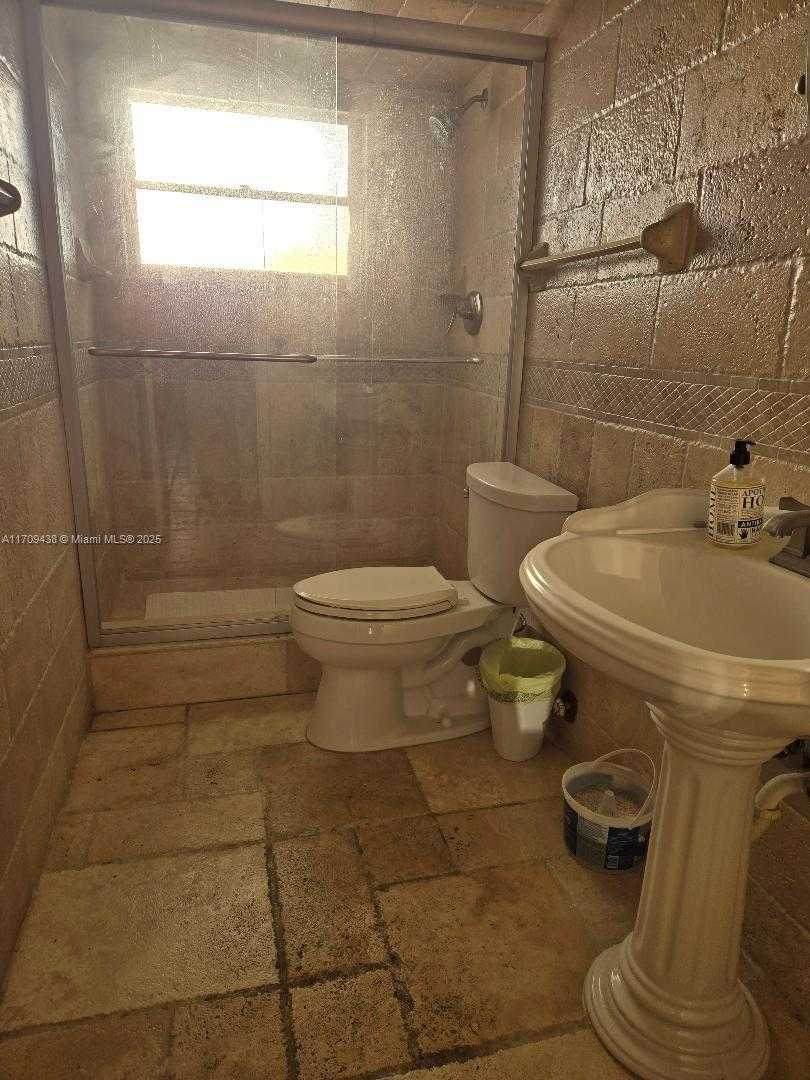 Small Image of 4000 NORTH EAST 169TH ST #401, North Miami Beach Number 16